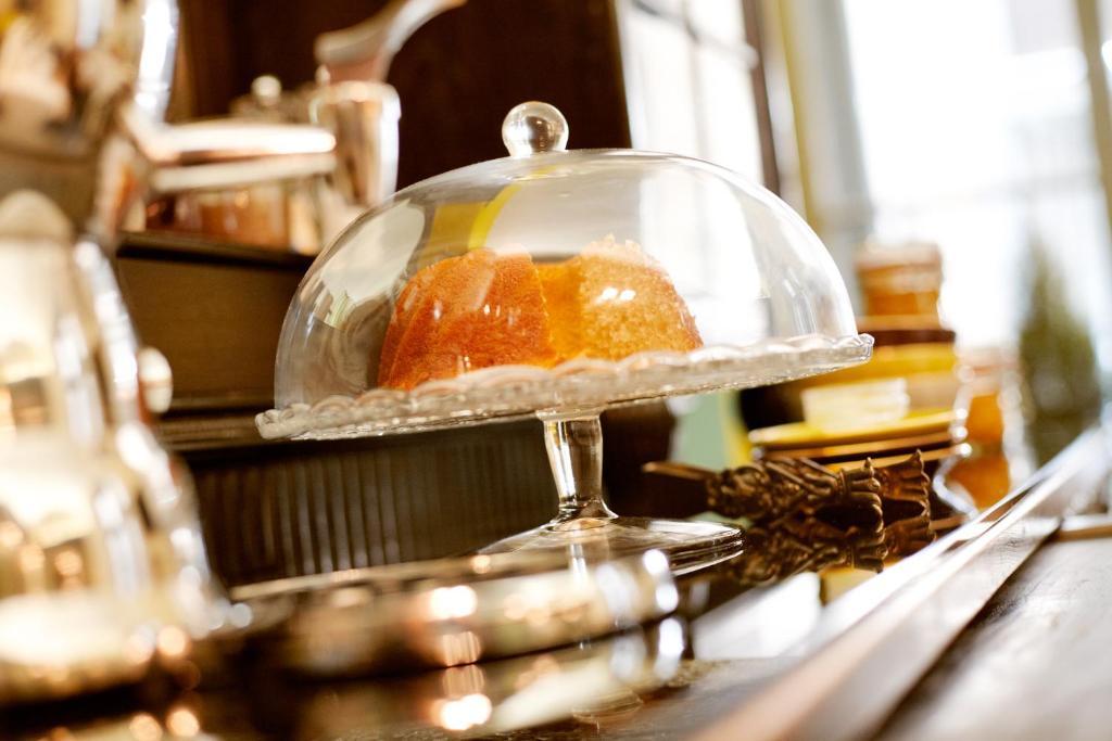 Saint Shermin Bed Breakfast & Champagne Виена Екстериор снимка