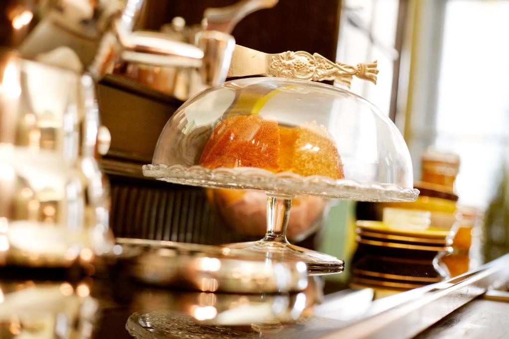 Saint Shermin Bed Breakfast & Champagne Виена Екстериор снимка
