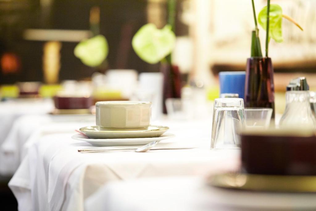 Saint Shermin Bed Breakfast & Champagne Виена Екстериор снимка