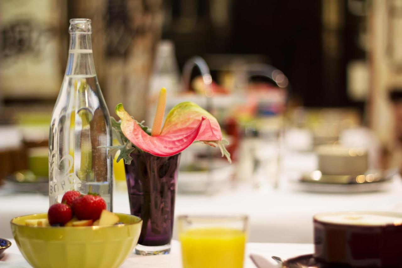 Saint Shermin Bed Breakfast & Champagne Виена Екстериор снимка